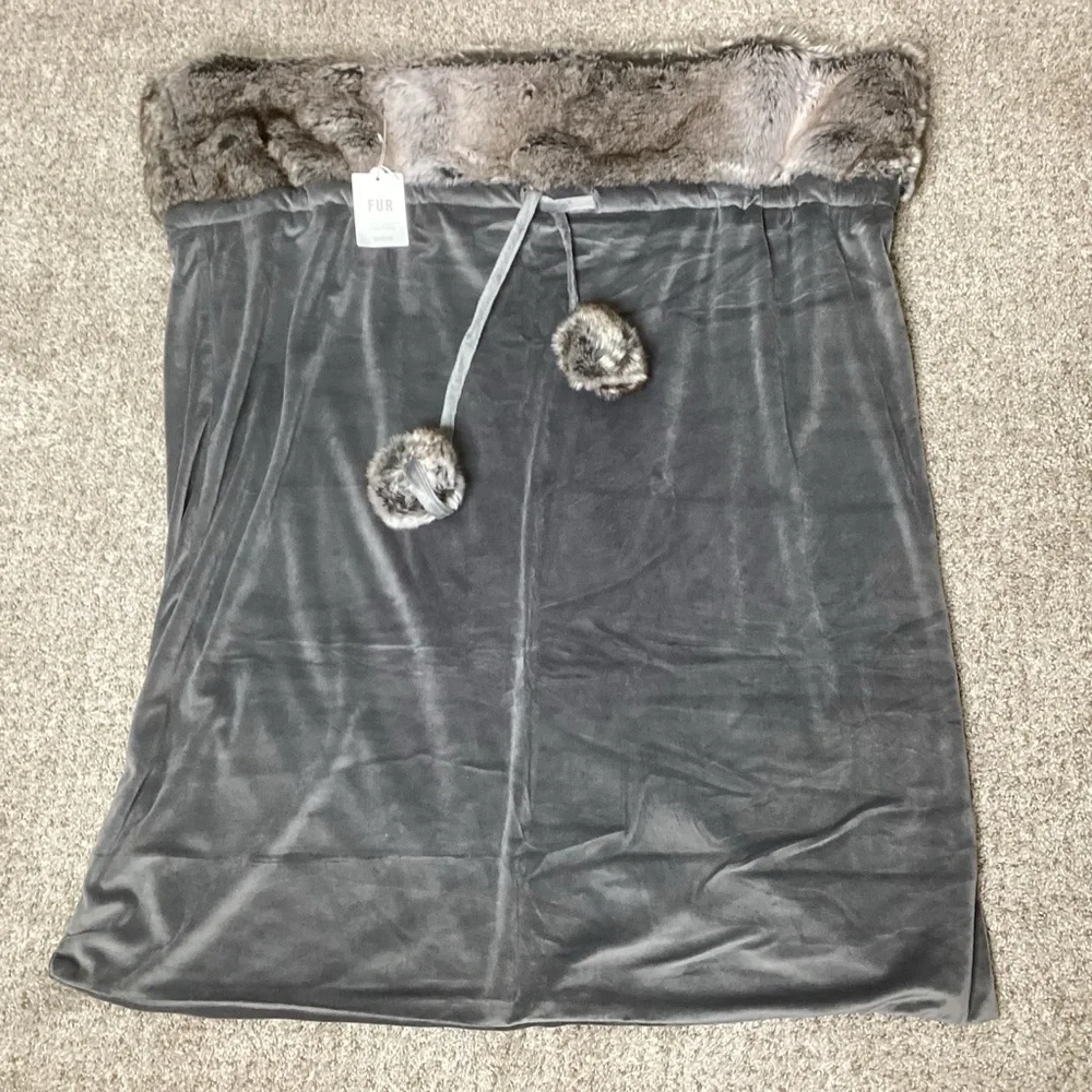 Restoration Hardware Luxe Santa Sack Faux Wolf Trim NWT 30”x34”